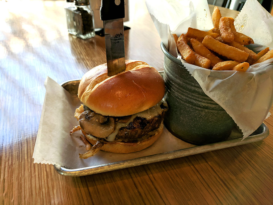 Mason Jar Tap & Grill 5Star Food at Small Town Prices